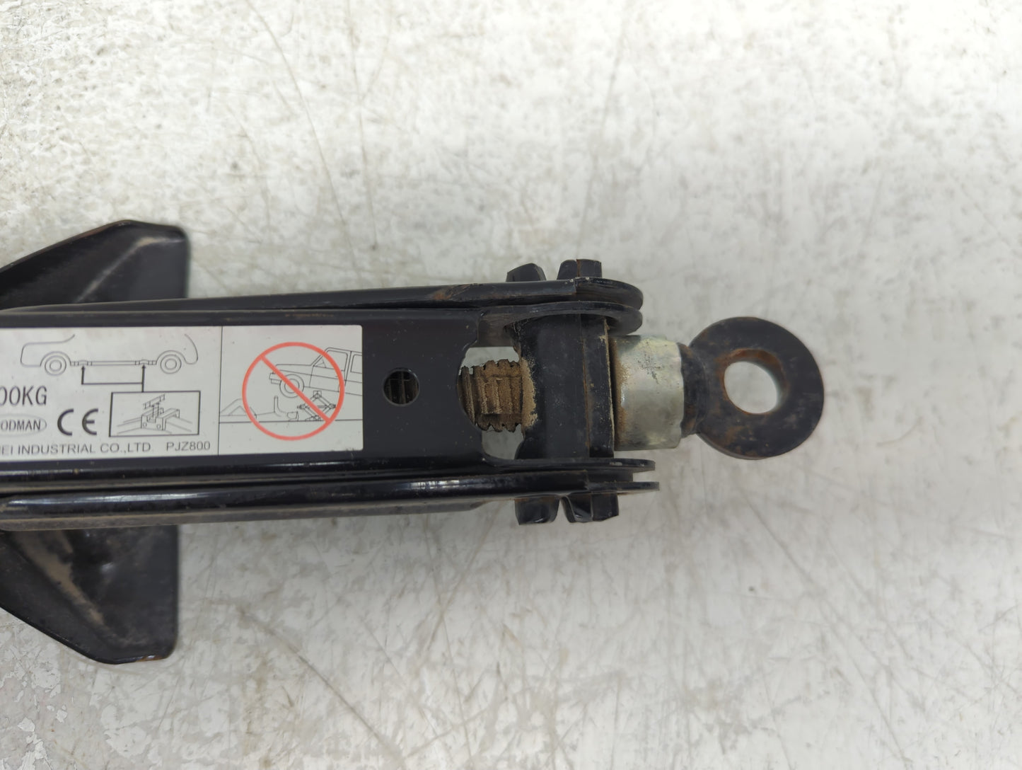 2015 Mazda 6 Spare Scissor Car Jack - Oemusedautoparts1.com