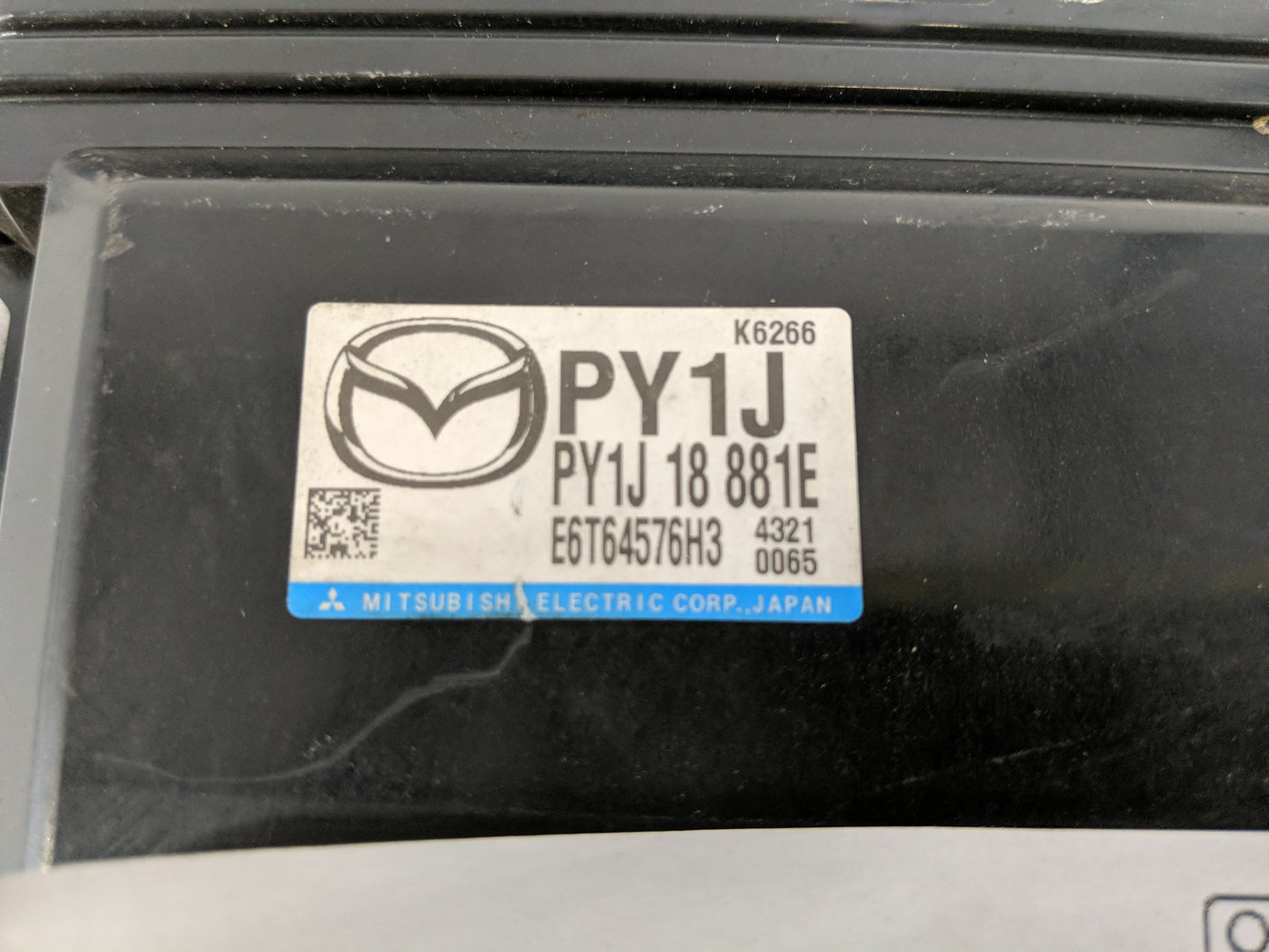 2014-2016 Mazda 6 PCM Engine Control Computer ECU ECM PCU OEM P/N:PY1J 18 881E Fits Fits 2014 2015 2016 OEM Used Auto Parts 