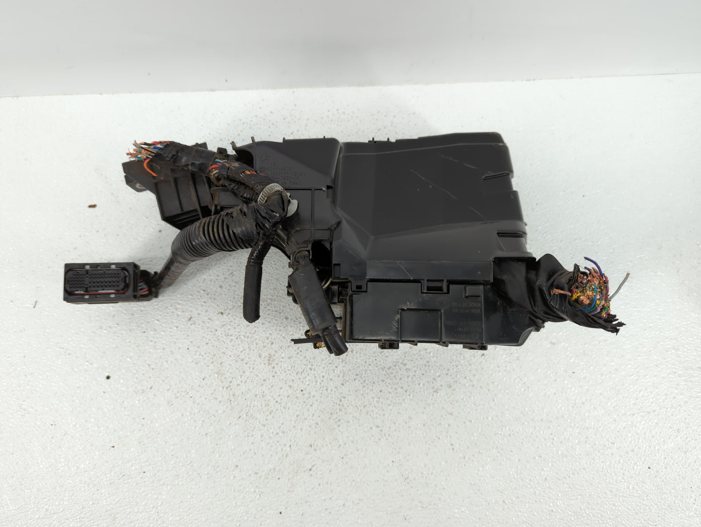 2014 Mazda 6 Fusebox Fuse Box Panel Relay Module P/N:G46C-675X0 KD45-675X0-C, 518954020A, KD47-66767 Fits OEM Used Auto Part
