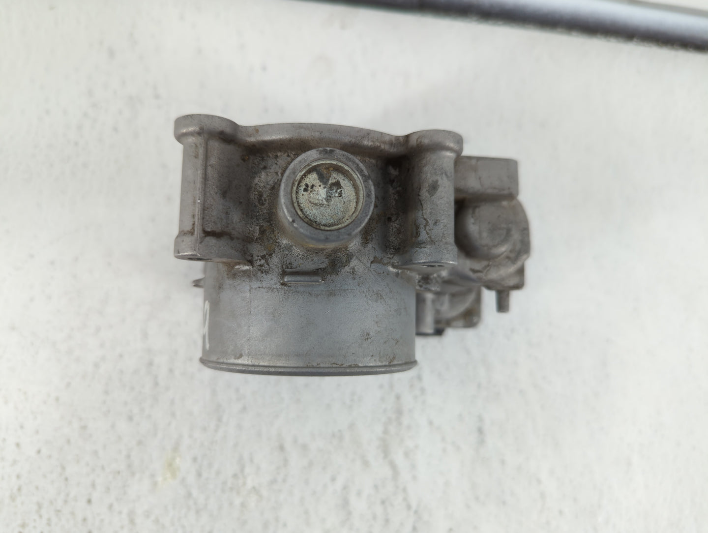 2014 Mazda 6 Throttle Body P/N:K4238 13 640 A 12681472AA, PY01 13 640 A Fits OEM Used Auto Parts - Oemusedautoparts1.com
