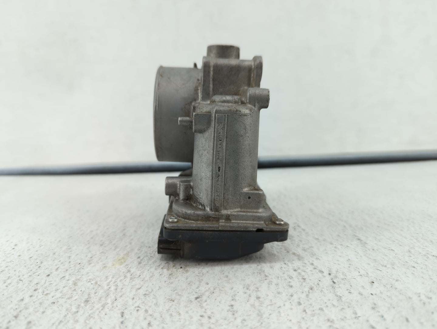 2014 Mazda 6 Throttle Body P/N:K4238 13 640 A 12681472AA, PY01 13 640 A Fits OEM Used Auto Parts - Oemusedautoparts1.com