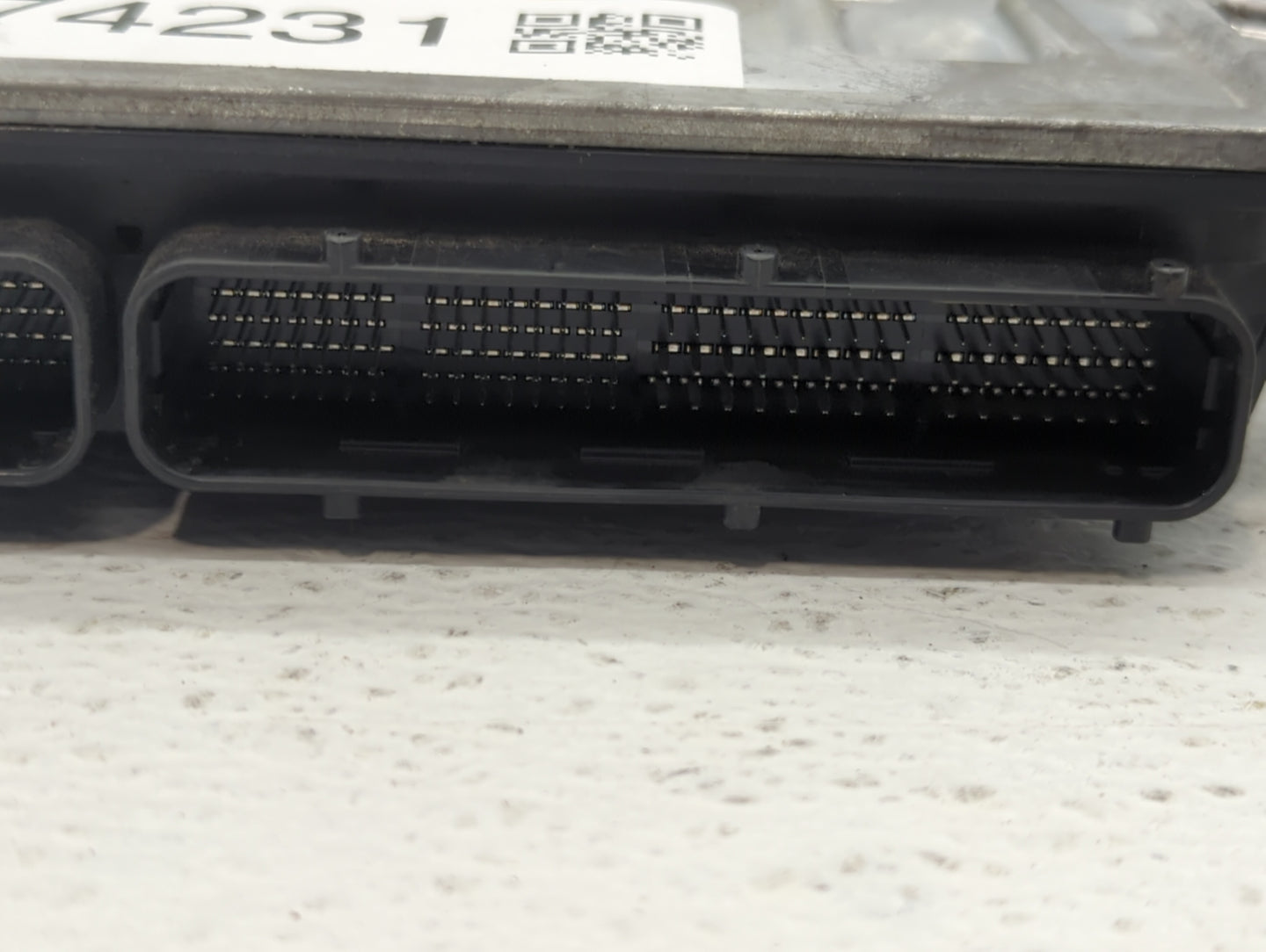 2014-2016 Mazda 6 PCM Engine Control Computer ECU ECM PCU OEM P/N:PY1J 18 881E PY9T 18 881A, PY9W 18 881 Fits Fits 2014 2015