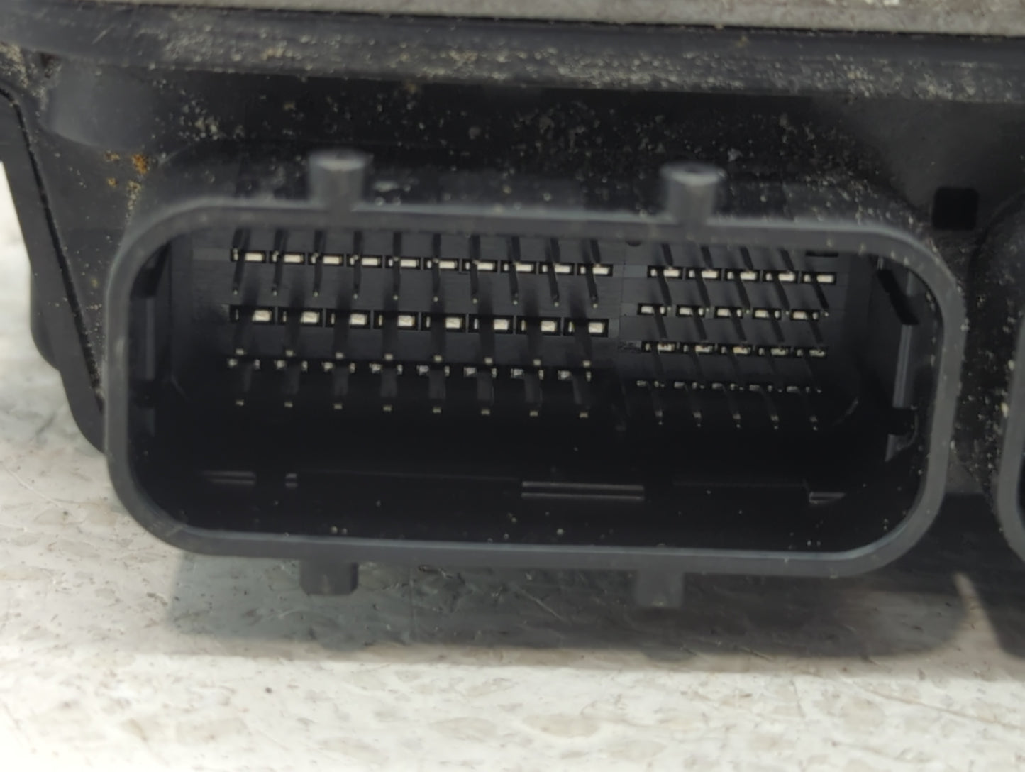 2014-2016 Mazda 6 PCM Engine Control Computer ECU ECM PCU OEM P/N:PY9T 18 881 PY1W 18 881E, PY1J 18 881E Fits Fits 2014 2015