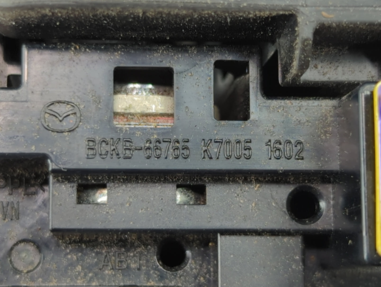 2014-2016 Mazda 6 Fusebox Fuse Box Panel Relay Module P/N:BCKB-66765 K7005 Fits Fits 2014 2015 2016 OEM Used Auto Parts - Oe