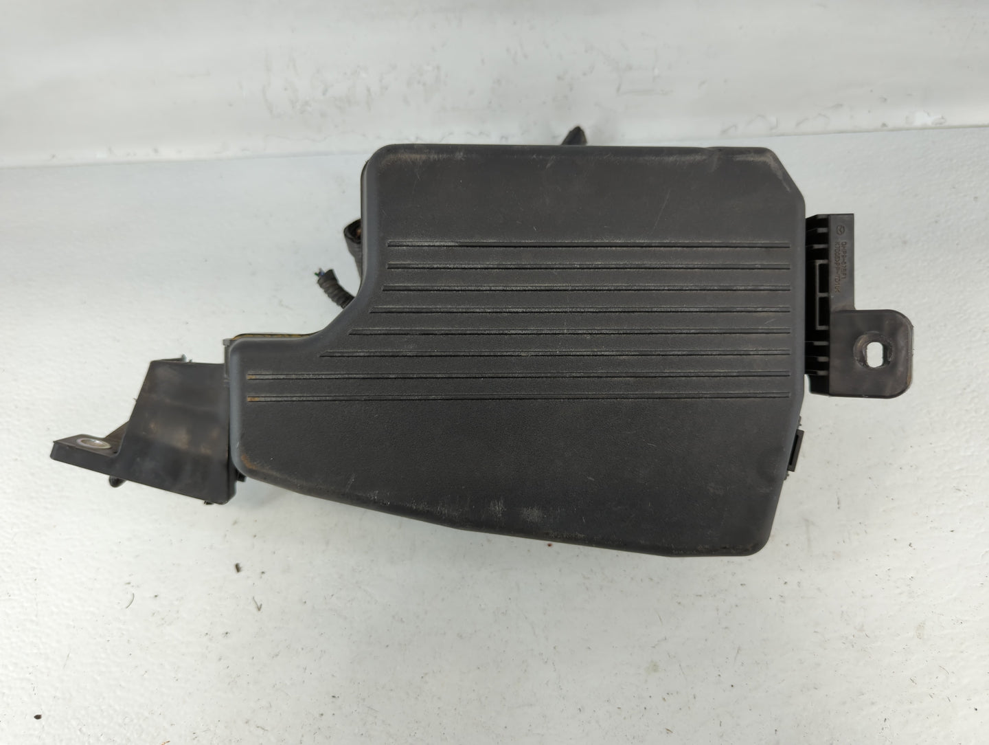 2014-2016 Mazda 6 Fusebox Fuse Box Panel Relay Module P/N:KD45 66760 K7005 Fits Fits 2014 2015 2016 OEM Used Auto Parts - Oe