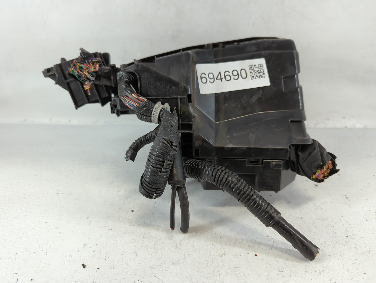 2014-2016 Mazda 6 Fusebox Fuse Box Panel Relay Module P/N:KD45 66760 K7005 Fits Fits 2014 2015 2016 OEM Used Auto Parts - Oe