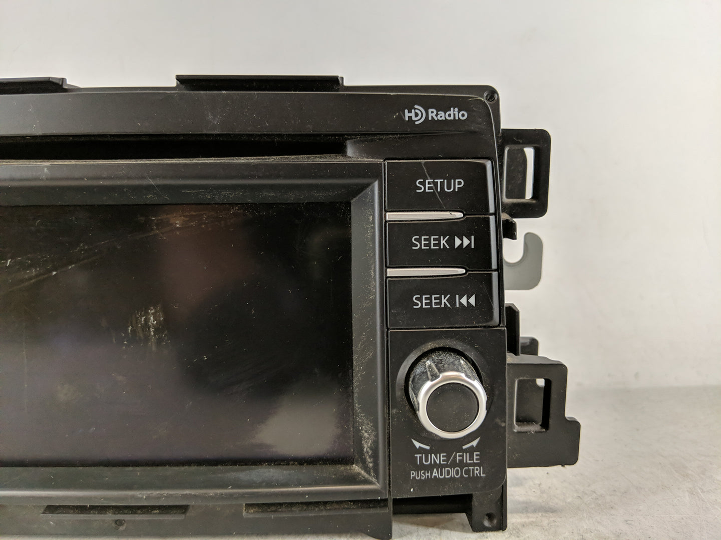 2013-2015 Mazda Cx-5 Radio AM FM Cd Player Receiver Replacement P/N:KJ01 66 DV0C Fits Fits 2013 2014 2015 OEM Used Auto Part