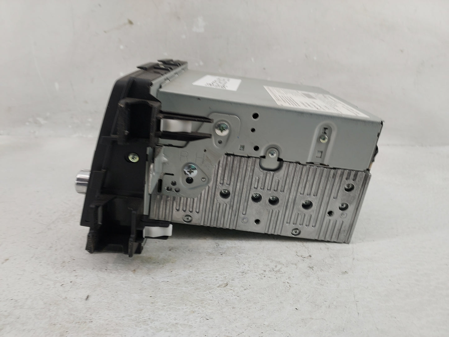 2013-2016 Mazda Cx-5 Radio AM FM Cd Player Receiver Replacement P/N:GJS2 66 DV0B Fits Fits 2013 2014 2015 2016 OEM Used Auto