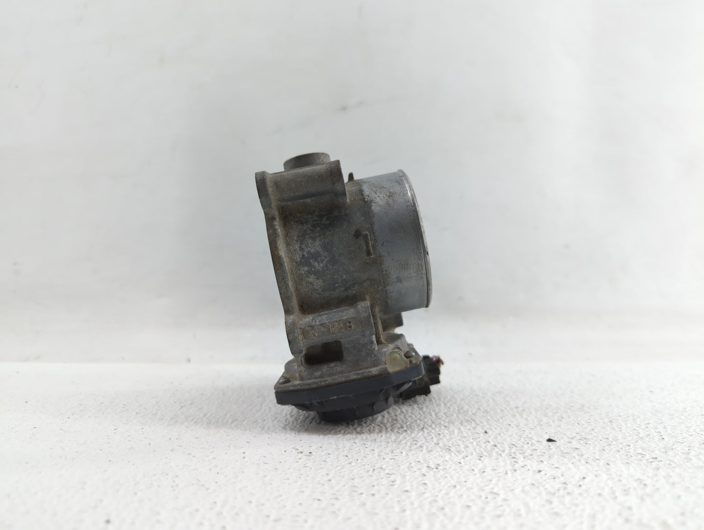 2014 Mazda Cx-5 Throttle Body P/N:PY01 13 640 A Fits OEM Used Auto Parts - Oemusedautoparts1.com