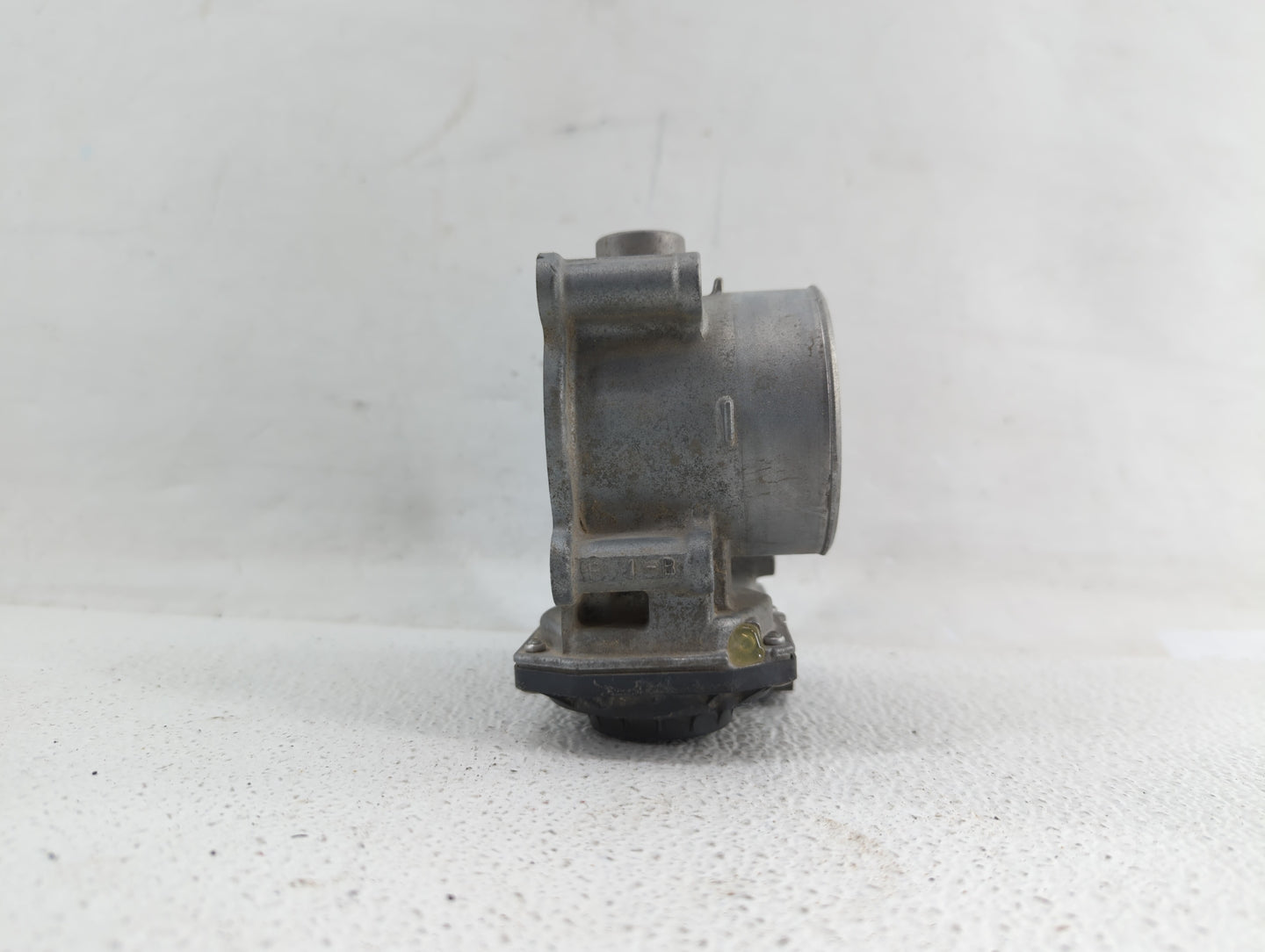 2014 Mazda Cx-5 Throttle Body P/N:PY01 13 640 A Fits OEM Used Auto Parts - Oemusedautoparts1.com