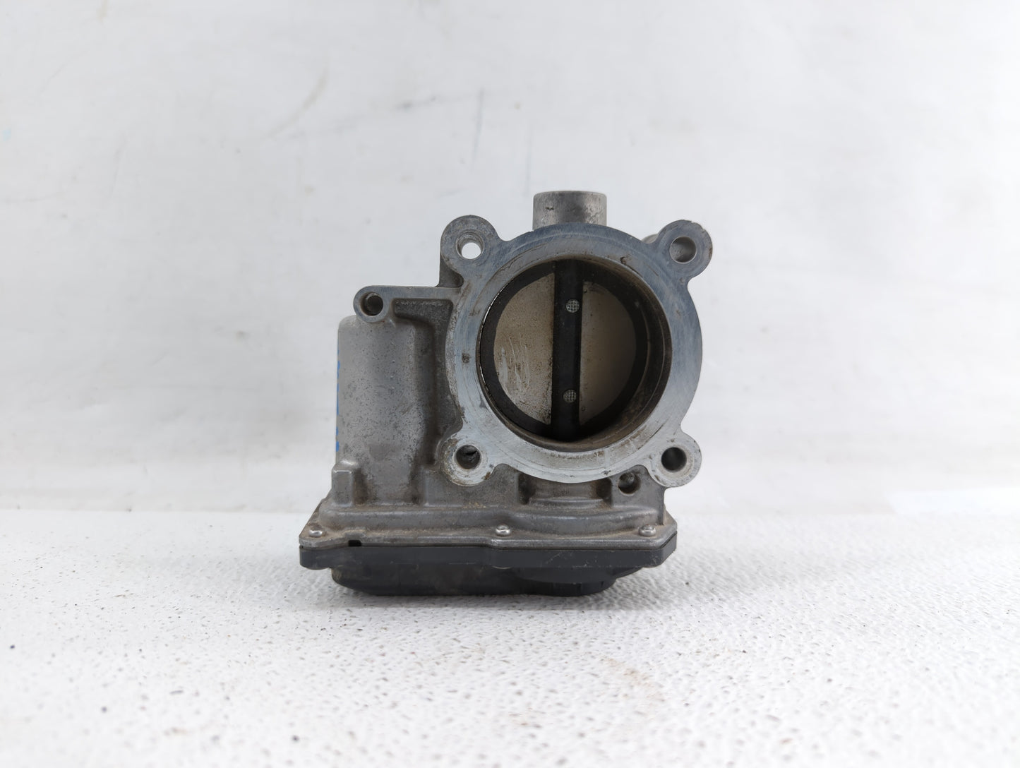 2014 Mazda Cx-5 Throttle Body P/N:PY01 13 640 A Fits OEM Used Auto Parts - Oemusedautoparts1.com