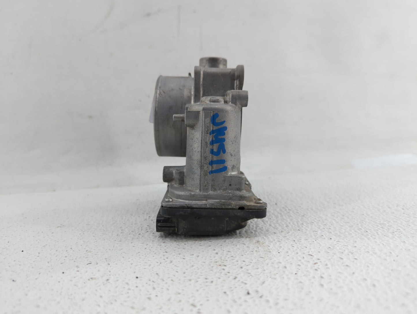 2014 Mazda Cx-5 Throttle Body P/N:PY01 13 640 A Fits OEM Used Auto Parts - Oemusedautoparts1.com