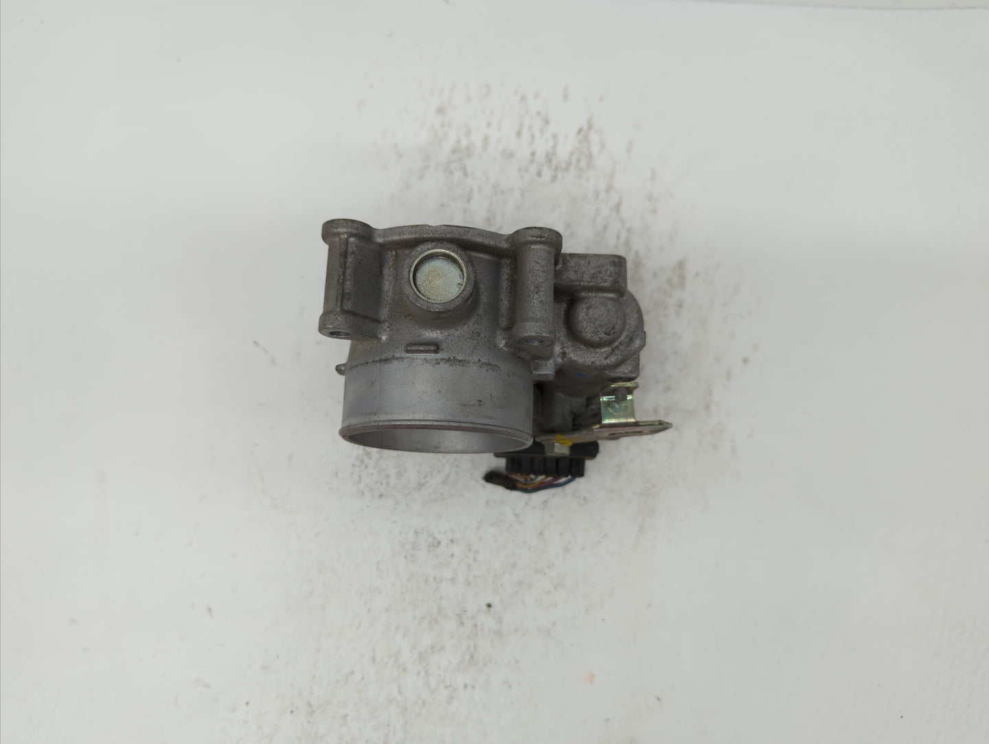 2014 Mazda Cx-5 Throttle Body P/N:PY01 13 640 A Fits OEM Used Auto Parts - Oemusedautoparts1.com