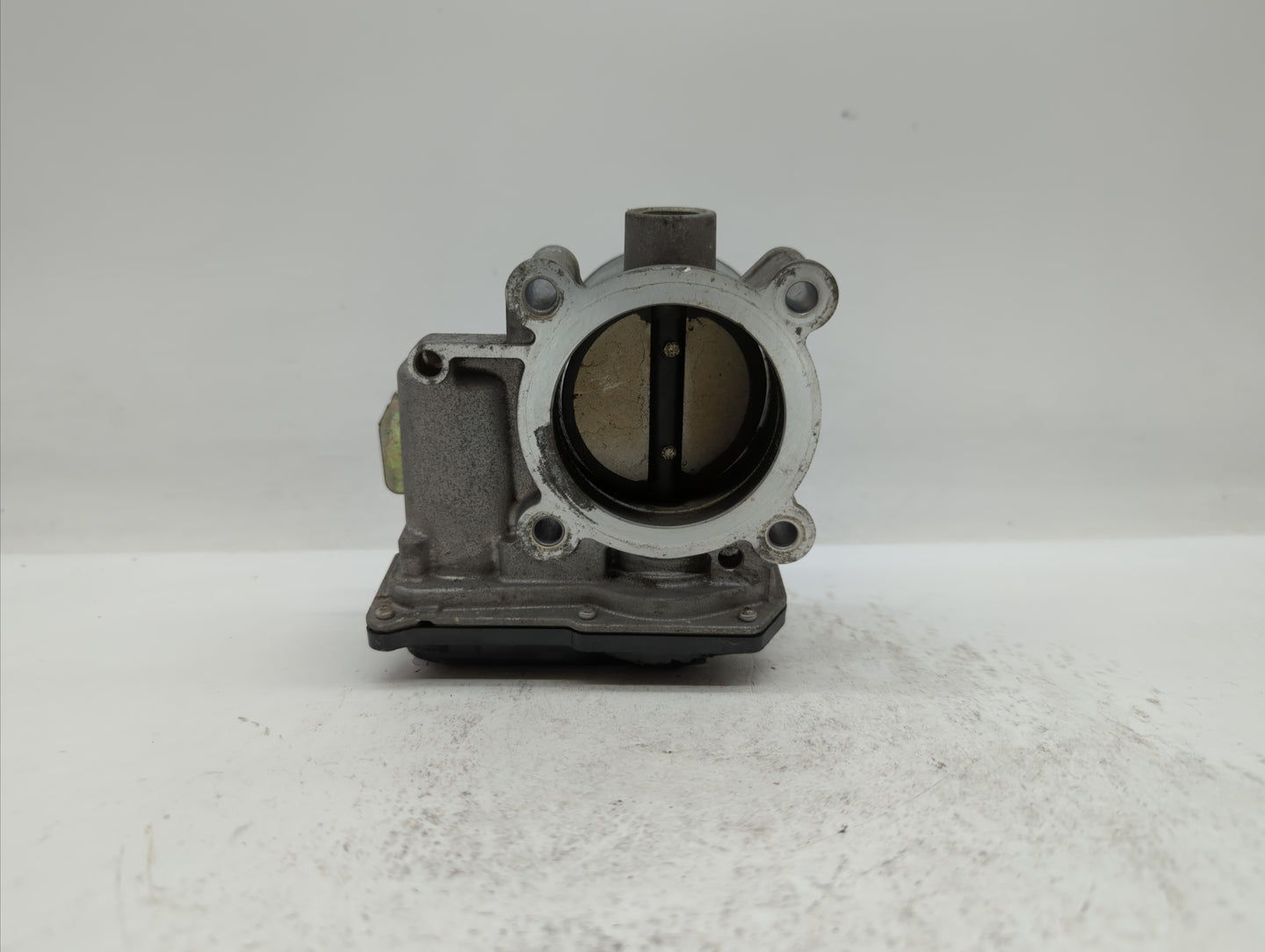 2014 Mazda Cx-5 Throttle Body P/N:PY01 13 640 A Fits OEM Used Auto Parts - Oemusedautoparts1.com