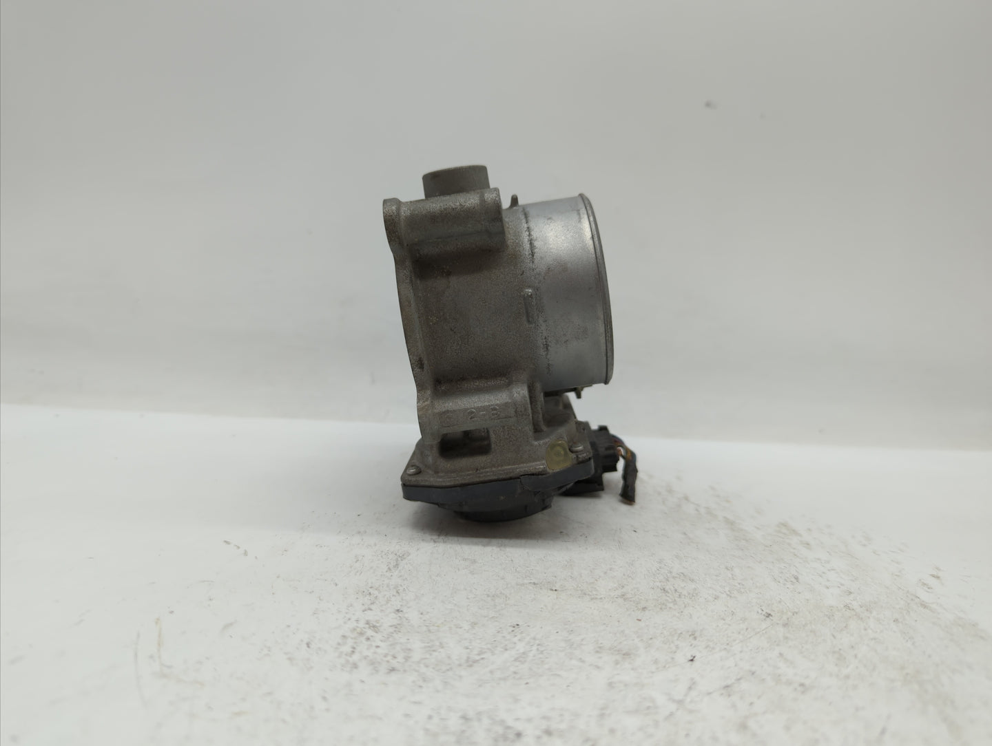 2014 Mazda Cx-5 Throttle Body P/N:PY01 13 640 A Fits OEM Used Auto Parts - Oemusedautoparts1.com