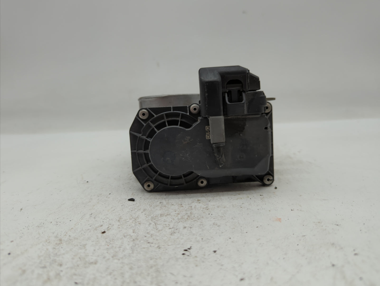 2014 Mazda Cx-5 Throttle Body P/N:PY01 13 640 A Fits OEM Used Auto Parts - Oemusedautoparts1.com