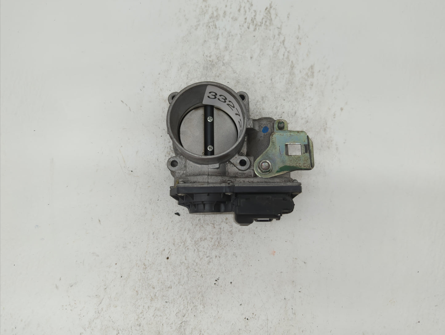 2014 Mazda Cx-5 Throttle Body P/N:PY01 13 640 A Fits OEM Used Auto Parts - Oemusedautoparts1.com