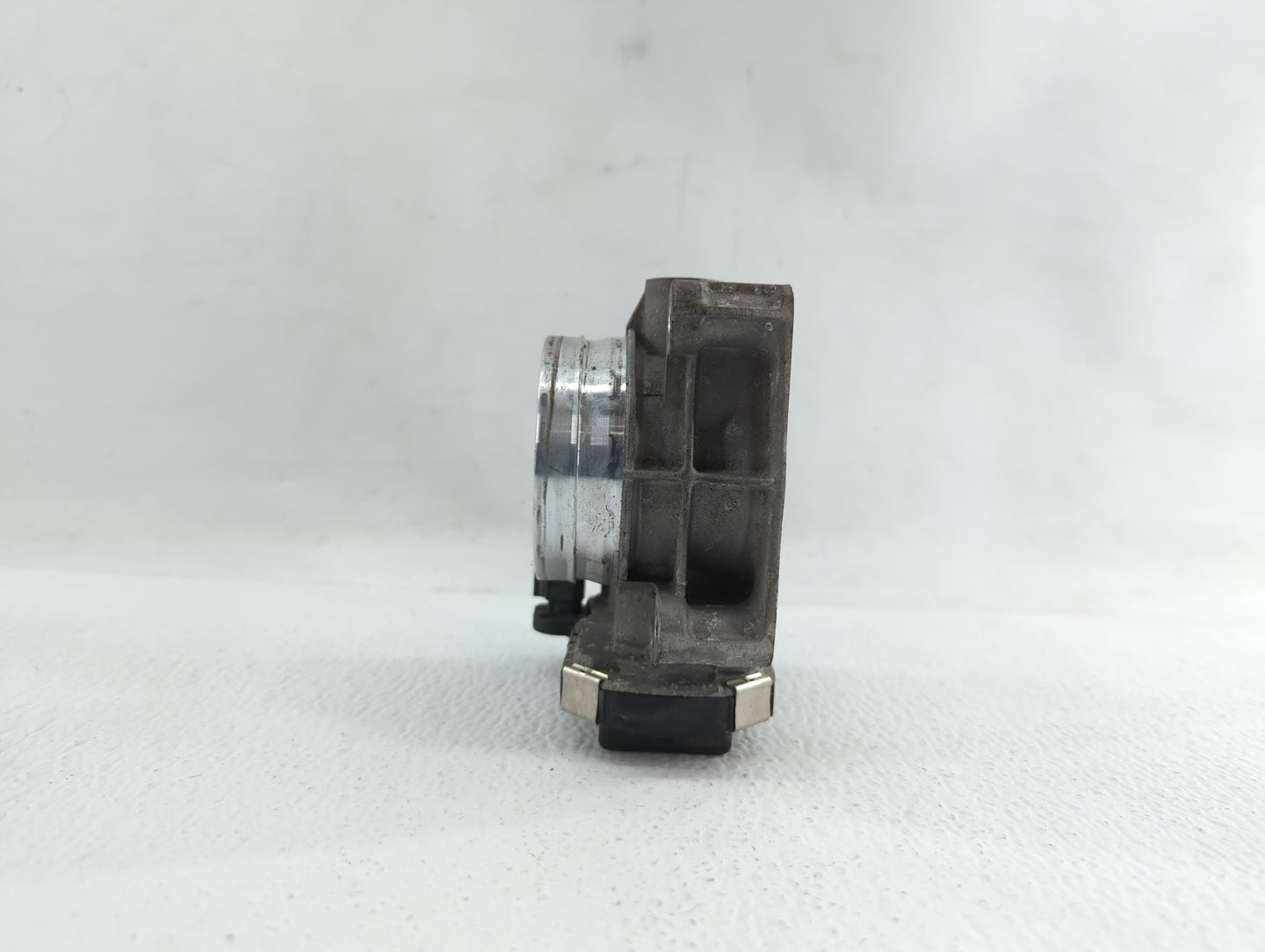 2014 Mazda Cx-5 Throttle Body P/N:12681472AA PY01 13 640 A Fits OEM Used Auto Parts - Oemusedautoparts1.com