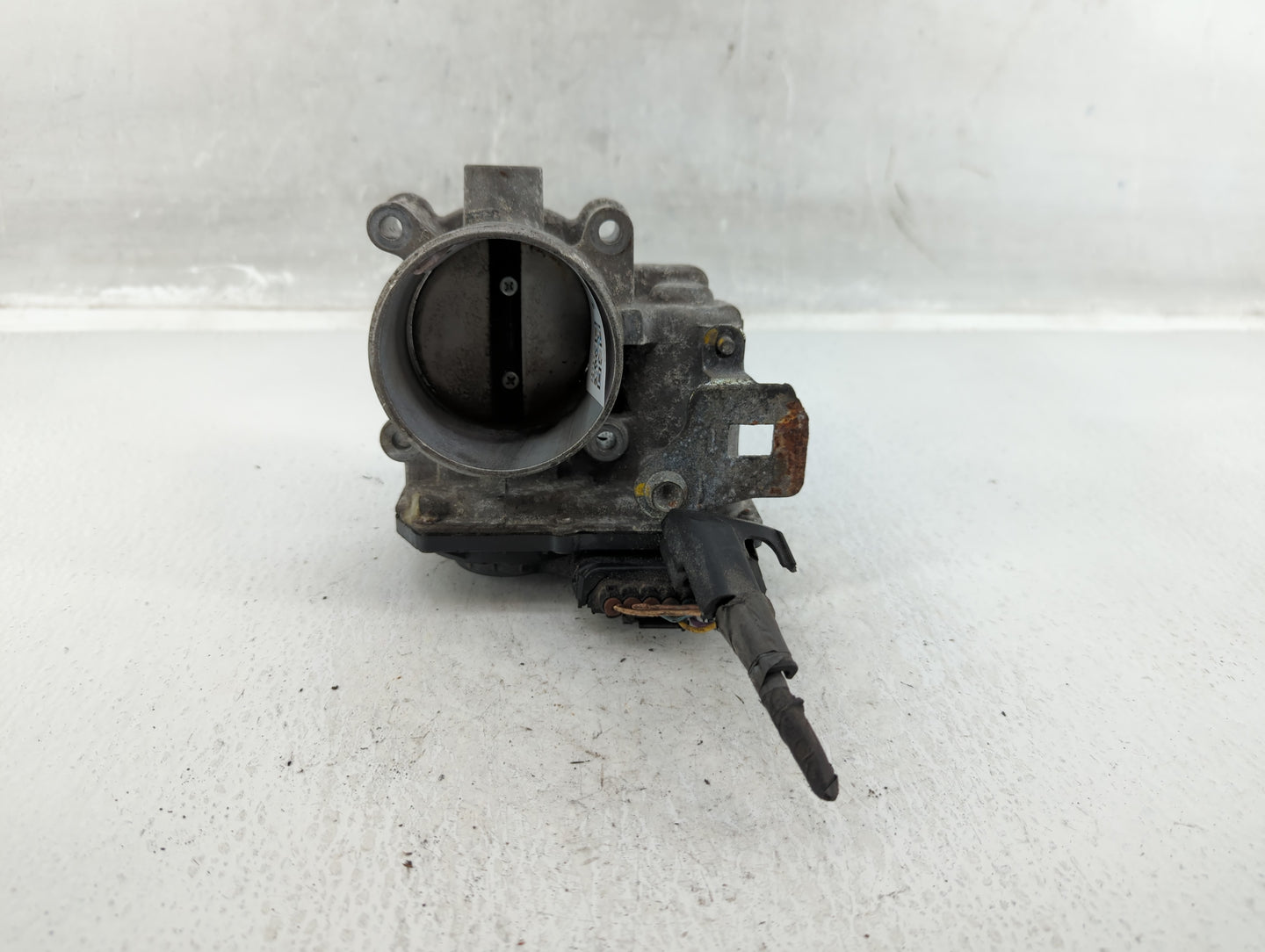 2014-2017 Mazda Cx-5 Throttle Body P/N:PT01 13640 A 452008R01 Fits Fits 2014 2015 2016 2017 2018 OEM Used Auto Parts - Oemus