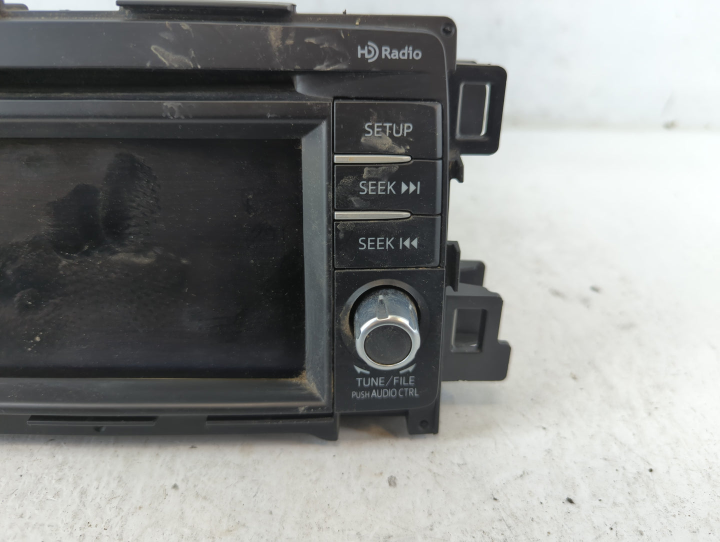 2013-2015 Mazda Cx-5 Radio AM FM Cd Player Receiver Replacement P/N:KJ01 66 DV0C Fits Fits 2013 2014 2015 OEM Used Auto Part