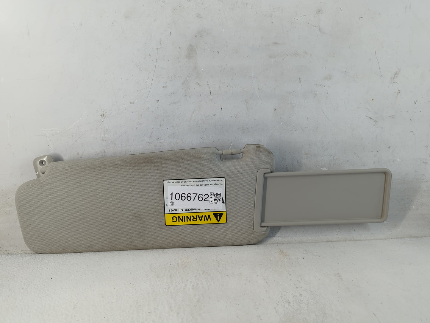 2010-2015 Mazda Cx-9 Sun Visor Shade Replacement Passenger Right Mirror Fits Fits 2010 2011 2012 2013 2014 2015 OEM Used Aut