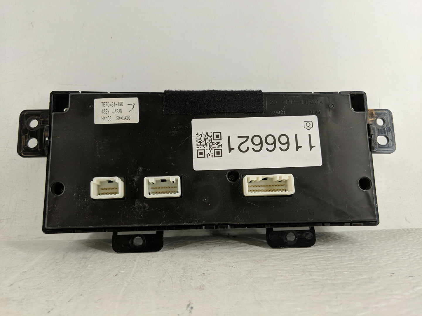 2010-2015 Mazda Cx-9 Climate Control Module Temperature AC/Heater Replacement P/N:TE70-61-190 Fits OEM Used Auto Parts - Oem