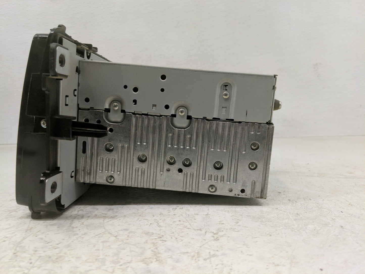 2015 Mazda Cx-9 Radio AM FM Cd Player Receiver Replacement P/N:CV-VM72E0JMB Fits OEM Used Auto Parts - Oemusedautoparts1.com