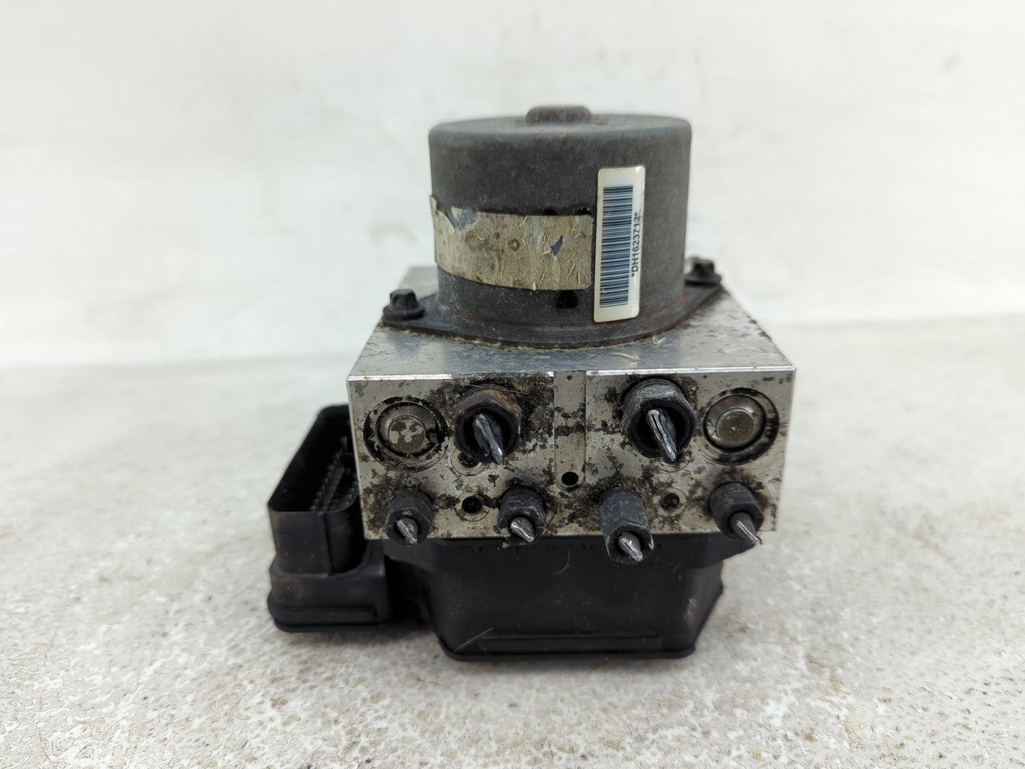 2013-2015 Mazda Cx-9 ABS Pump Control Module Replacement P/N:16300131 17570308, TK21 43 7A0 Fits Fits 2013 2014 2015 OEM Use
