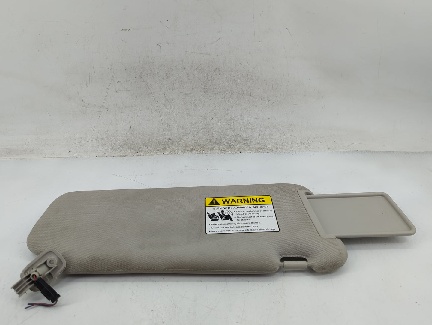 2010-2015 Mazda Cx-9 Sun Visor Shade Replacement Driver Left Mirror Fits Fits 2010 2011 2012 2013 2014 2015 OEM Used Auto Pa