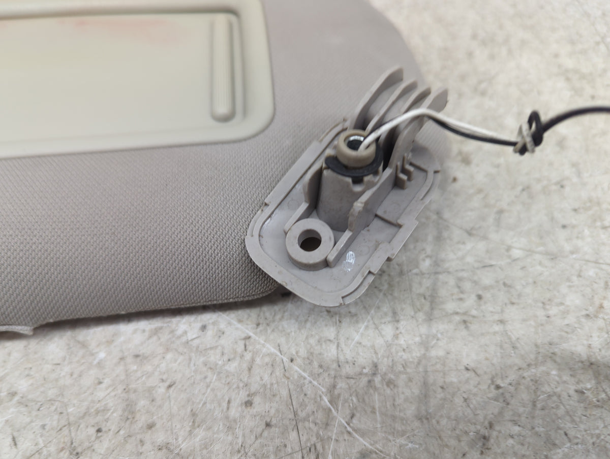 2015 Mazda Cx-9 Sun Visor Shade Replacement Passenger Right Mirror Fits OEM Used Auto Parts - Oemusedautoparts1.com