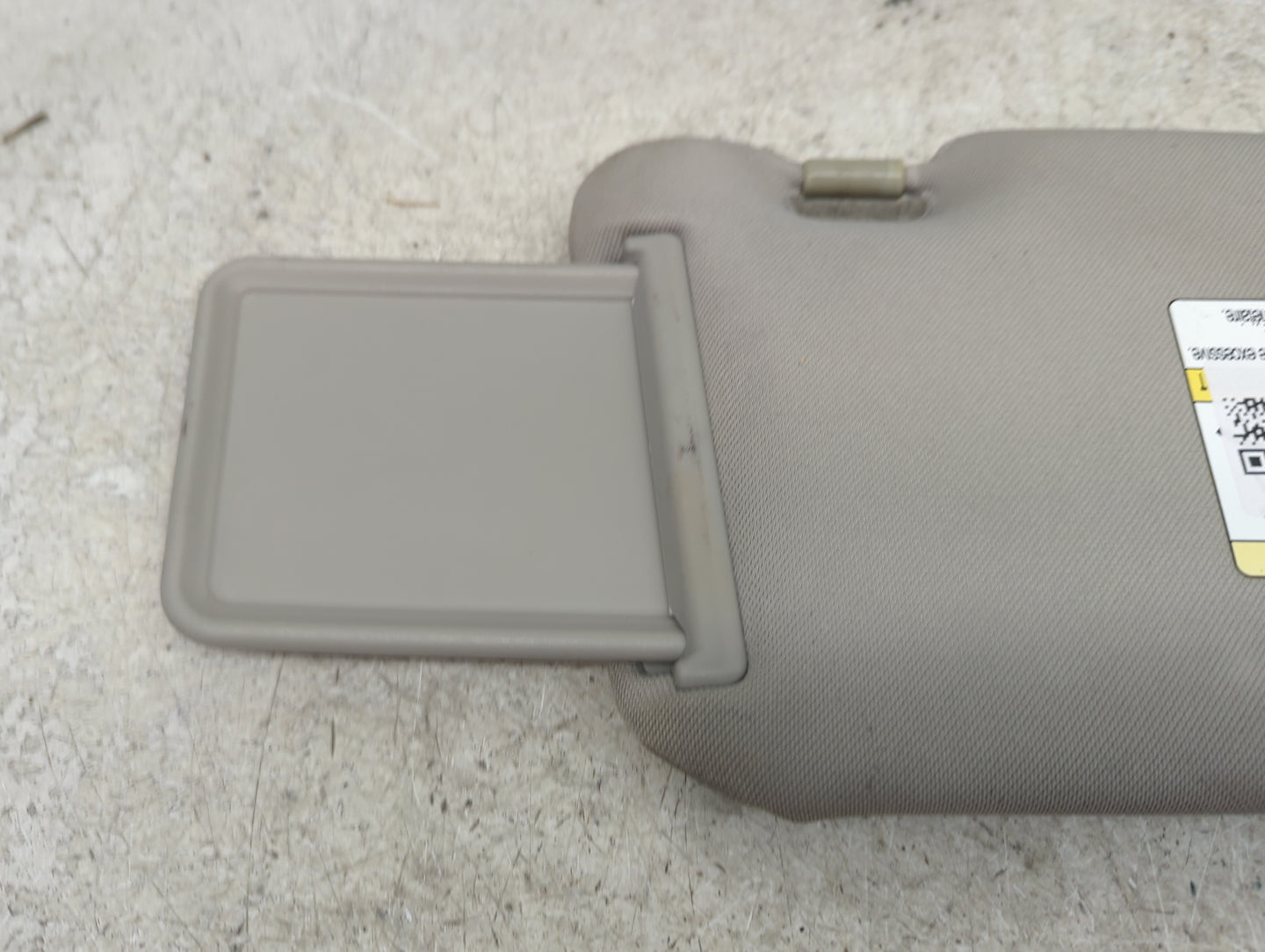2015 Mazda Cx-9 Sun Visor Shade Replacement Passenger Right Mirror Fits OEM Used Auto Parts - Oemusedautoparts1.com