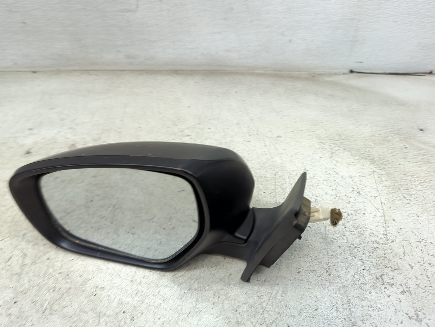 2015 Mazda Cx-9 Driver Side View Mirror - Left Door Mirror OEM Used - Oemusedautoparts1.com