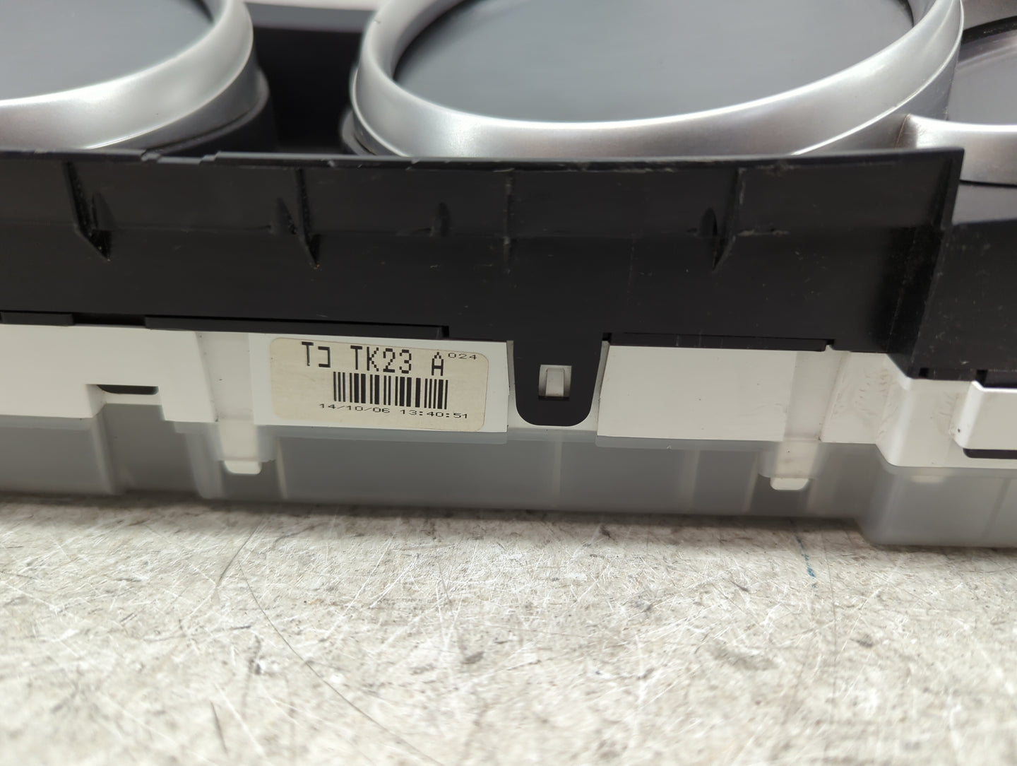 2015 Mazda Cx-9 Instrument Cluster Speedometer Gauges P/N:TJ TK23 A Miles: Fits OEM Used Auto Parts - Oemusedautoparts1.com