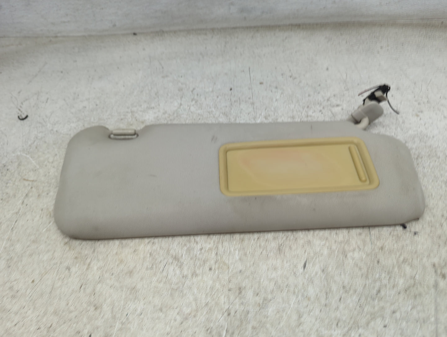 2015 Mazda Cx-9 Sun Visor Shade Replacement Passenger Right Mirror Fits OEM Used Auto Parts - Oemusedautoparts1.com