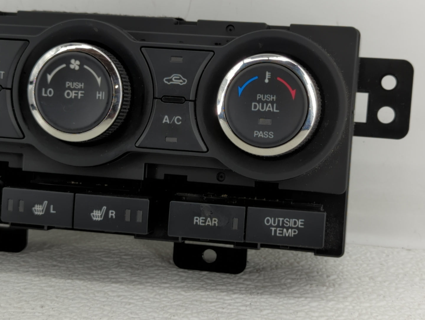 2010-2015 Mazda Cx-9 Climate Control Module Temperature AC/Heater Replacement P/N:TE70-61-190 Fits OEM Used Auto Parts - Oem