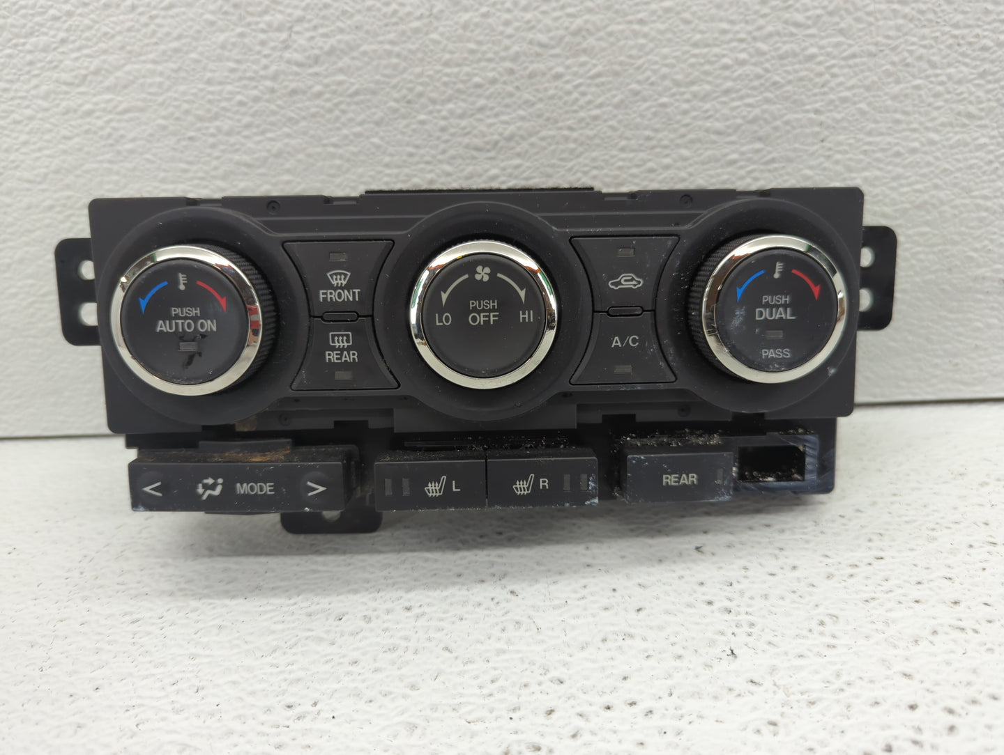2010-2015 Mazda Cx-9 Climate Control Module Temperature AC/Heater Replacement P/N:TE70-61-190 Fits OEM Used Auto Parts - Oem