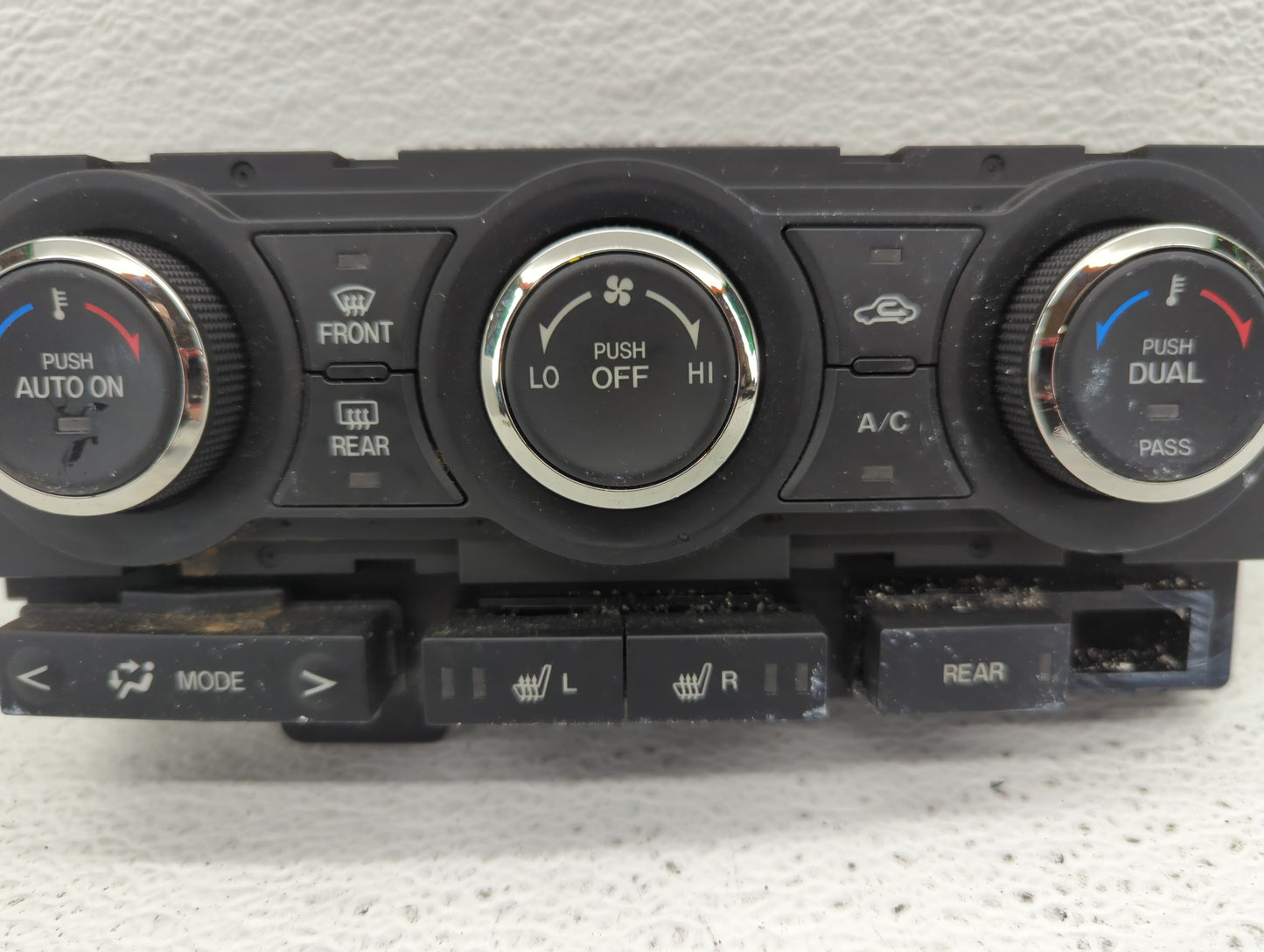 2010-2015 Mazda Cx-9 Climate Control Module Temperature AC/Heater Replacement P/N:TE70-61-190 Fits OEM Used Auto Parts - Oem