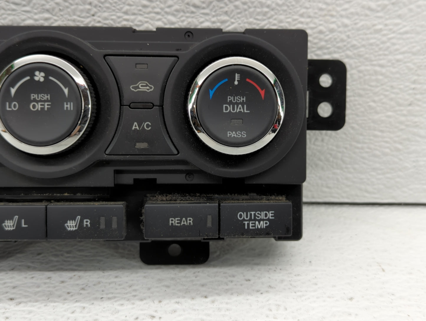 2010-2015 Mazda Cx-9 Climate Control Module Temperature AC/Heater Replacement P/N:TE70-61-190 Fits OEM Used Auto Parts - Oem