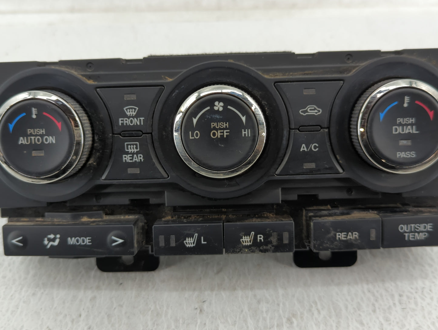 2015 Mazda Cx-9 Climate Control Module Temperature AC/Heater Replacement P/N:TE70-61-190 Fits OEM Used Auto Parts - Oemuseda