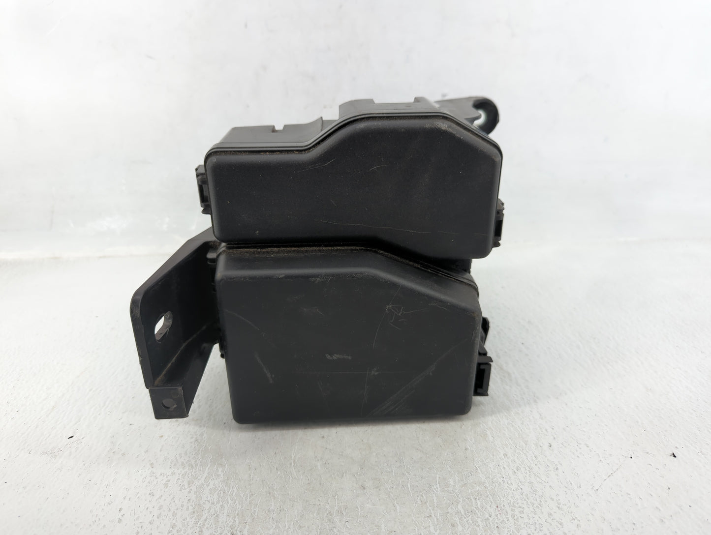 2013-2015 Mazda Cx-9 Fusebox Fuse Box Panel Relay Module P/N:TK23-66760 Fits Fits 2013 2014 2015 OEM Used Auto Parts - Oemus