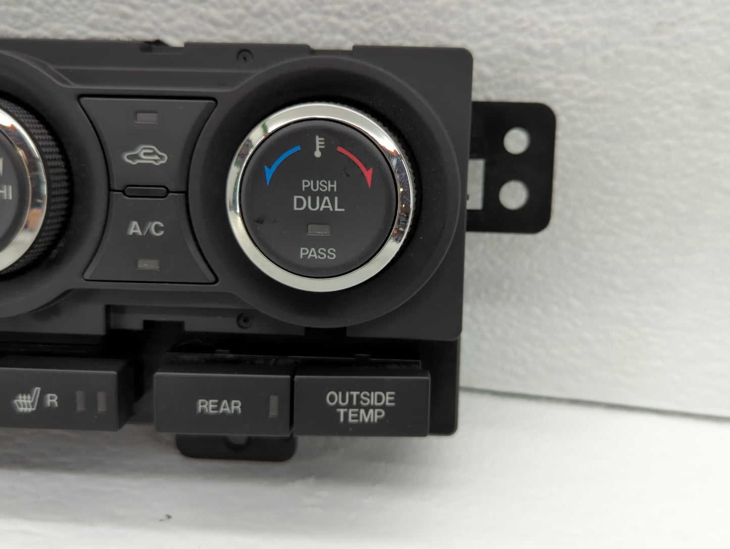 2010-2015 Mazda Cx-9 Climate Control Module Temperature AC/Heater Replacement P/N:TE70-61-190 Fits OEM Used Auto Parts - Oem
