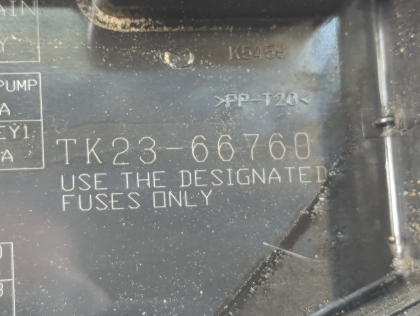 2013-2015 Mazda Cx-9 Fusebox Fuse Box Panel Relay Module P/N:TK23-66760 Fits Fits 2013 2014 2015 OEM Used Auto Parts - Oemus