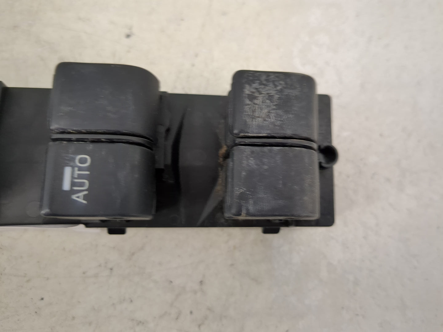 2015 Mazda Cx5 Master Power Window Switch Replacement Driver Side Left P/N:CN5842ESPL100 K0021 Fits Fits 2013 2014 OEM Used 