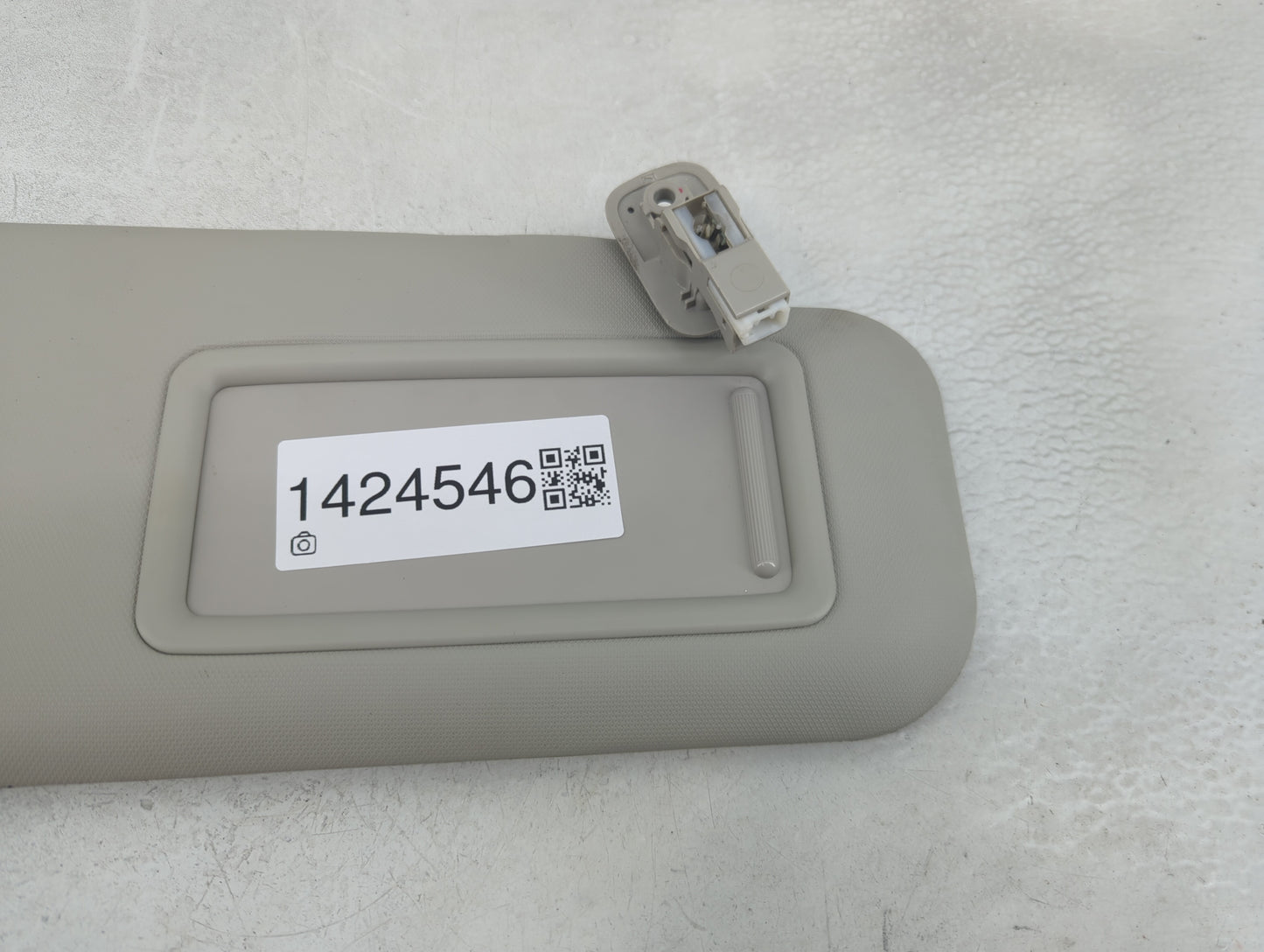 2015 Mazda Mazda3 Sun Visor Shade Replacement Passenger Right Mirror Fits Fits 2014 2016 2017 2018 OEM Used Auto Parts - Oem