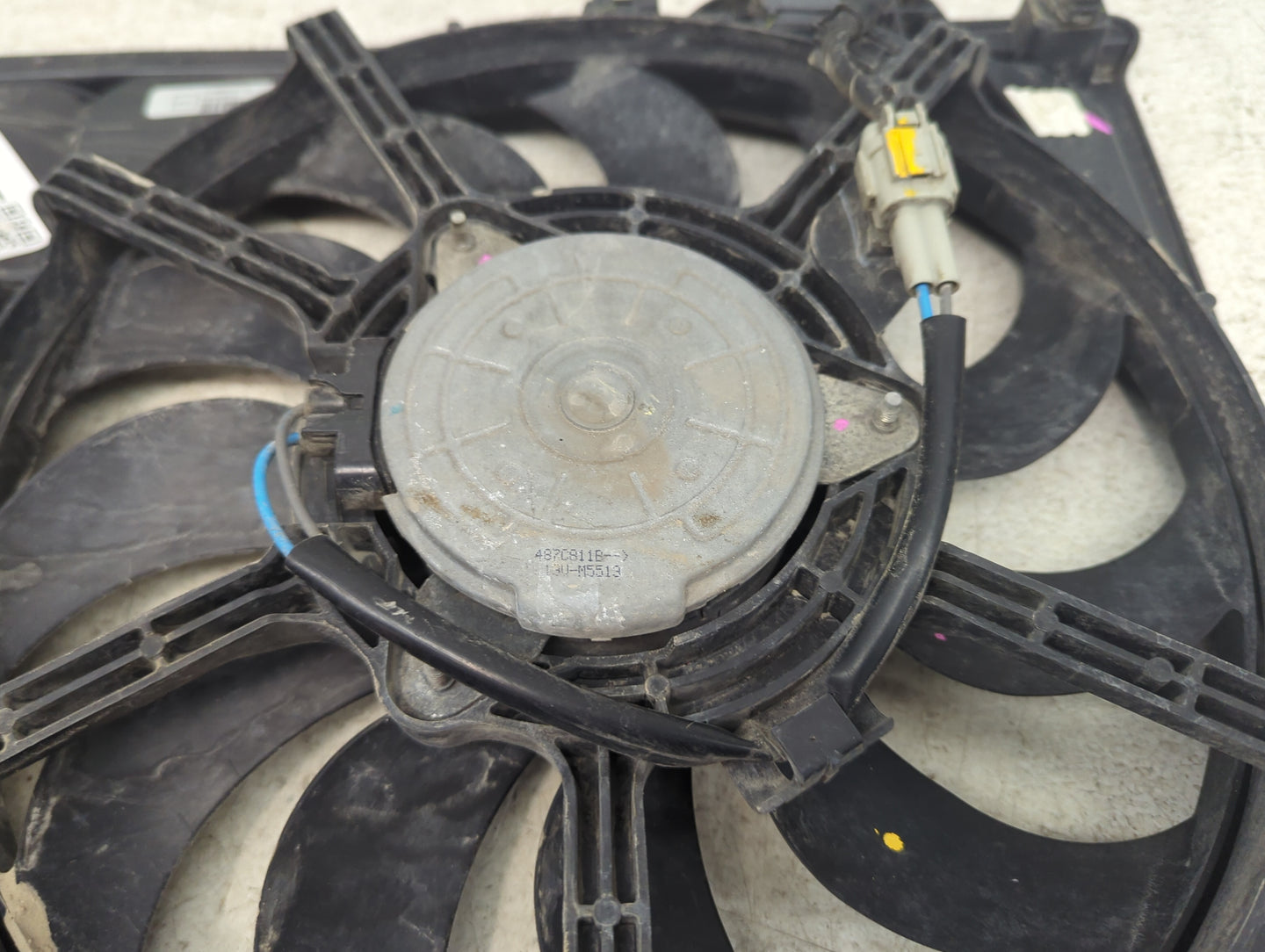 2015 Mazda Mazda3 Electric Radiator Cooling Fan Motor Assembly P/N:21460C811E 487C811B Fits Fits 2016 2017 2018 OEM Used Aut