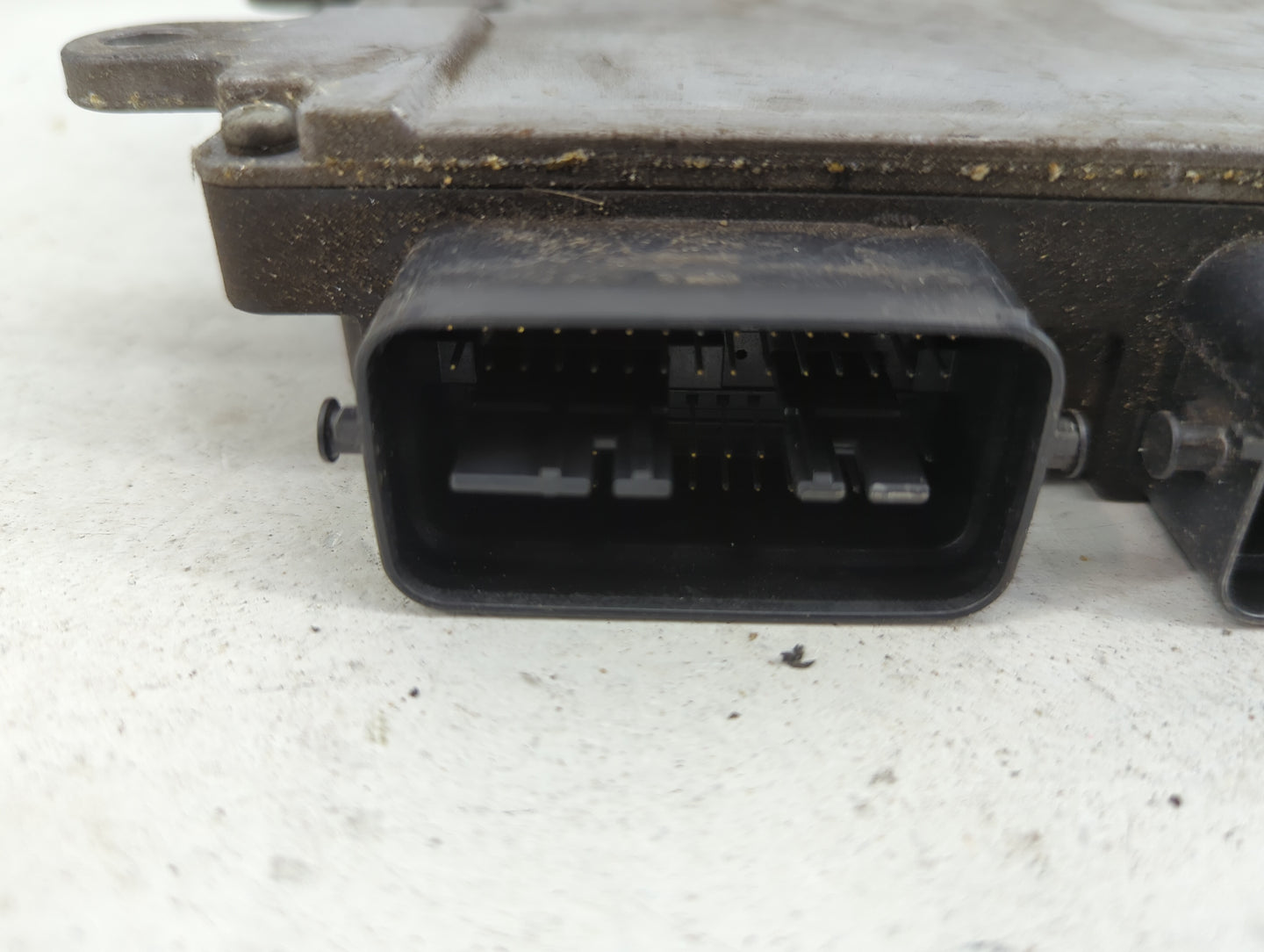 2015 Mazda Mazda5 PCM Engine Control Computer ECU ECM PCU OEM P/N:L5E2 18 881E E6T62081HV2 Fits Fits 2012 2013 2014 2016 201