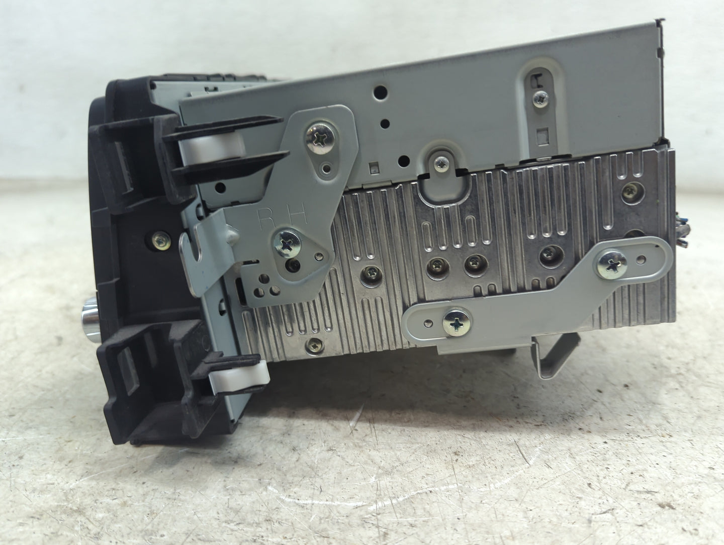 2015 Mazda Mazda6 Radio AM FM Cd Player Receiver Replacement P/N:CV-VM42E1JMB GJS2 66 DV0C, GHP9-UC_A25 Fits Fits 2013 2014 