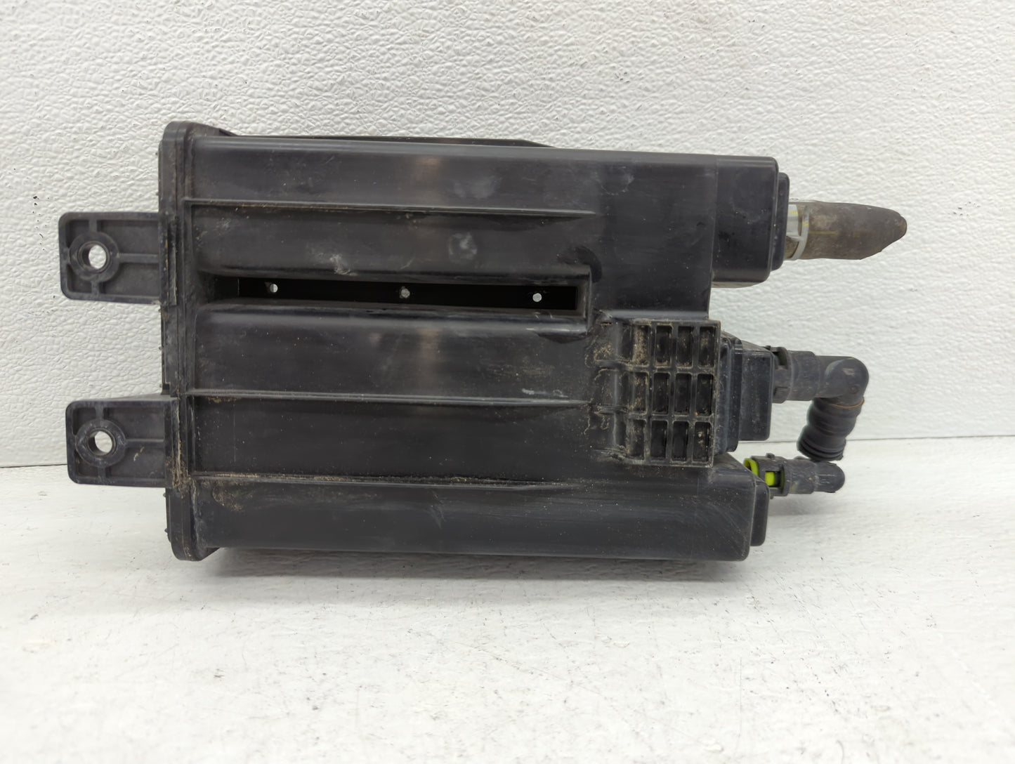 2015 Mazda Mx-5 Miata Fuel Vapor Charcoal Canister - Oemusedautoparts1.com
