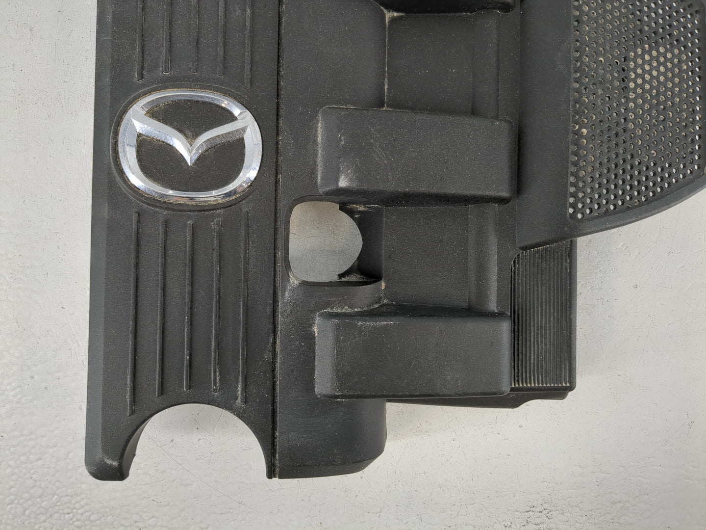 2015 Mazda Mx-5 Miata Engine Cover - Oemusedautoparts1.com