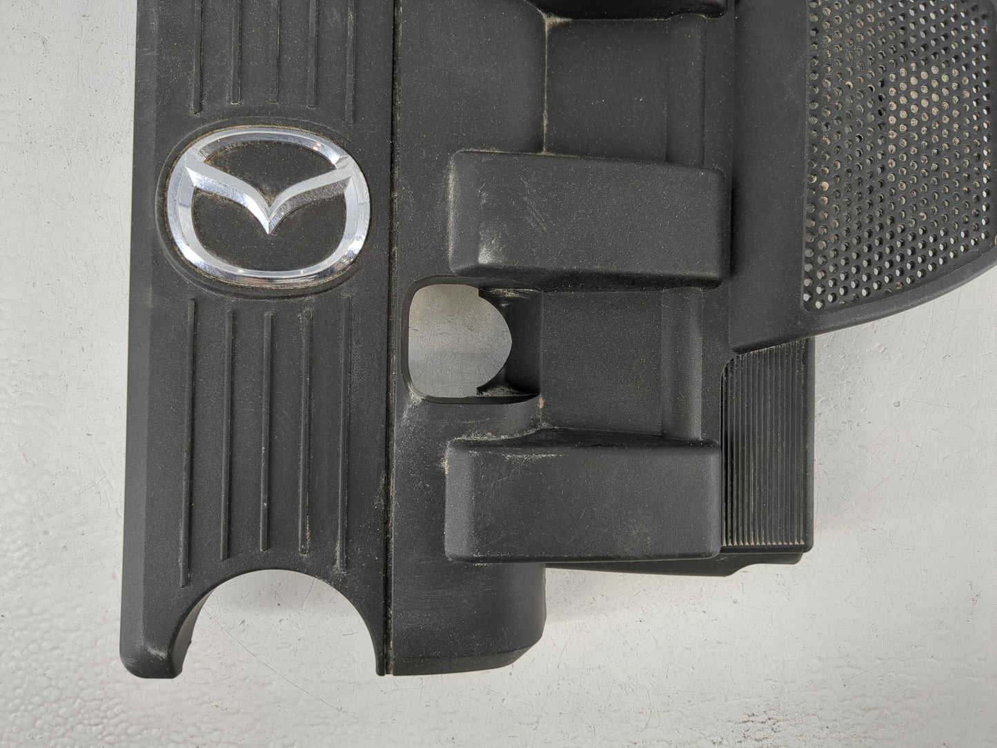 2015 Mazda Mx-5 Miata Engine Cover - Oemusedautoparts1.com